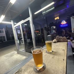 Beer/ neon Beer/ neon