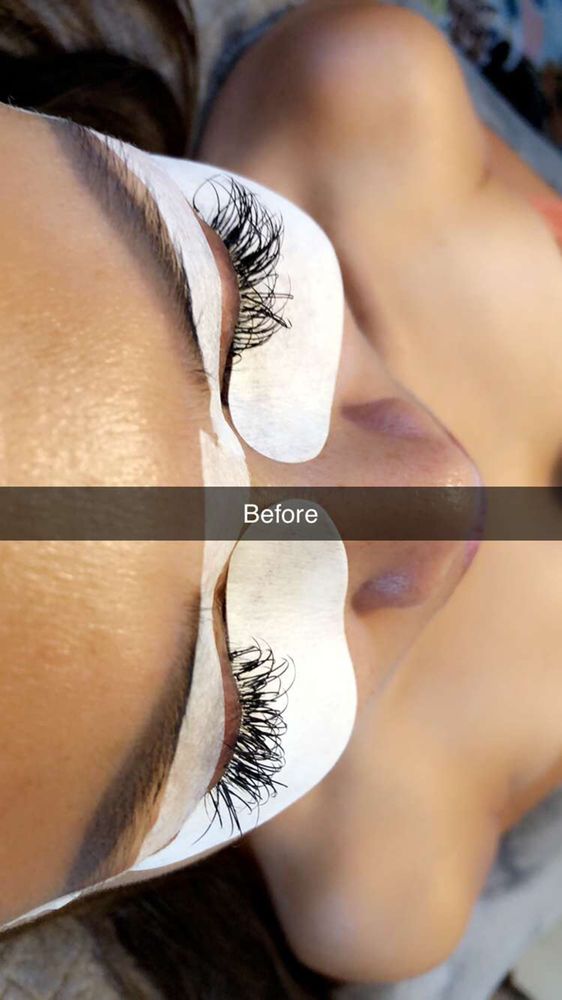 Lashed By OhDoll Logo