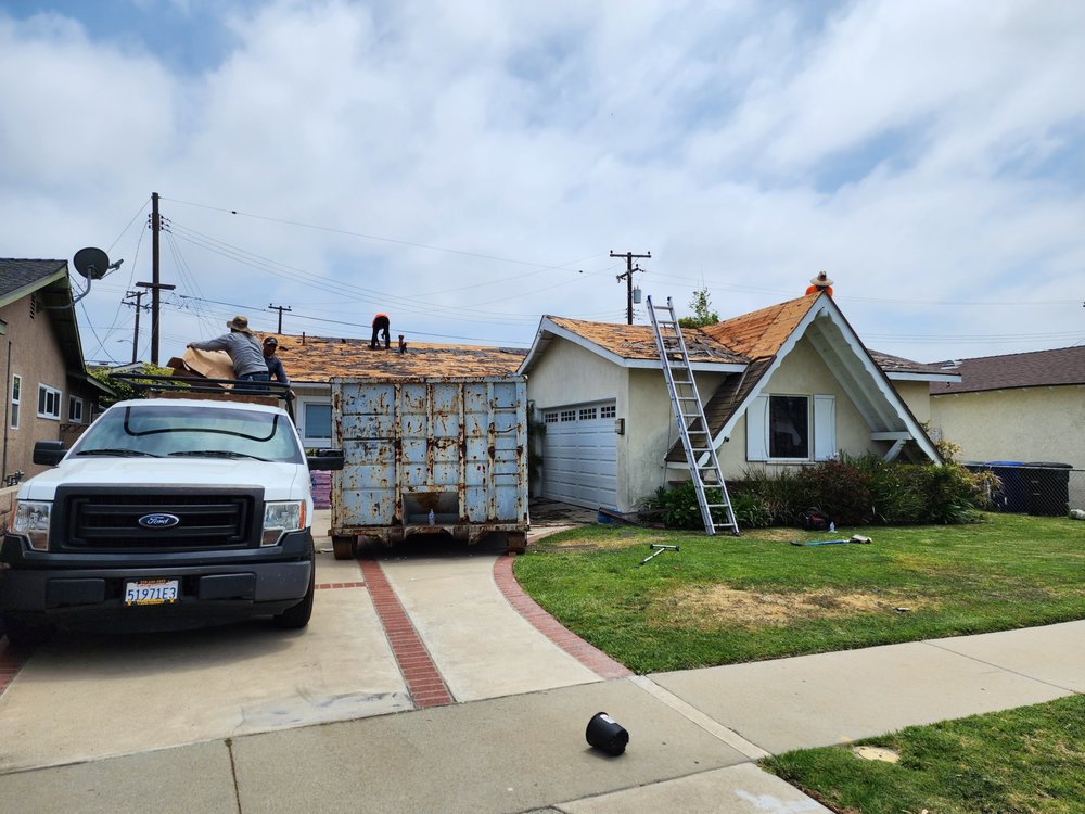 Slide of Pro Roofing Experts