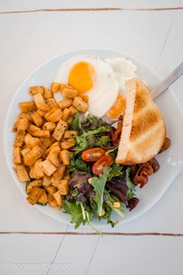 Popping Yolk Cafe by null