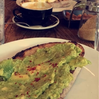 Caravan - Avocado on sour dough toast - Breakfast & Brunch Near Me - London, XGL