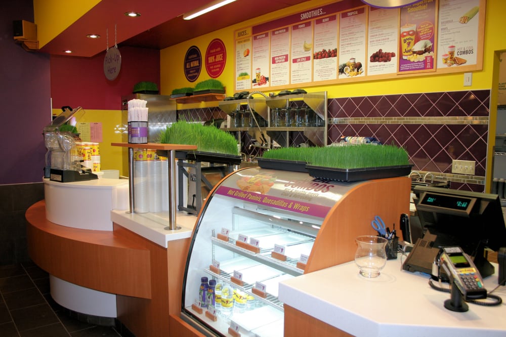 Booster Juice Logo