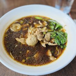 Plearn Park Eatery
