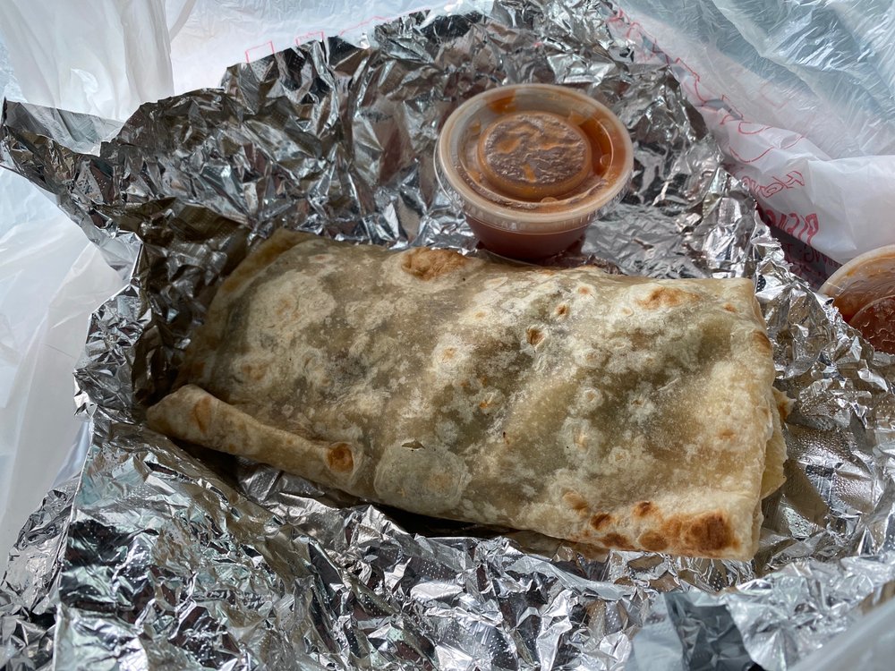 Tacos y Tortas Montero Logo