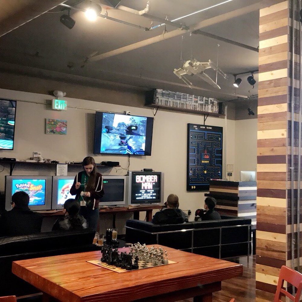 1-Up Lounge - Interior - Arcades Near Me - Bellingham, Washington