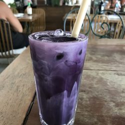 Botánica - Ube latte