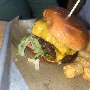 Buffalo Wild Wings - Burger - American Near Me - Champlin, Minnesota