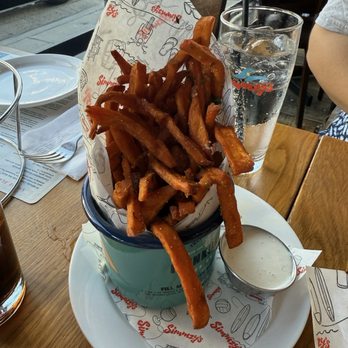 Simmzy's - Sweet Potato Fries - Gastropubs Near Me - Long Beach, California