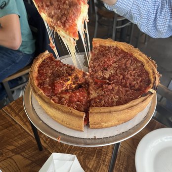 Giordano's - Pizza - Pizza Near Me - Rosemont, Illinois Giordano's - Pizza - Pizza Near Me - Rosemont, Illinois