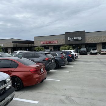 Hash Kitchen - Bars Near Me - Fort Worth, Texas