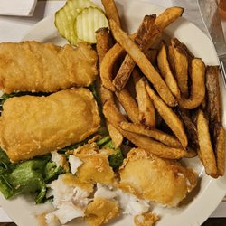 Johnny Dees Lounge - Fish and Chips