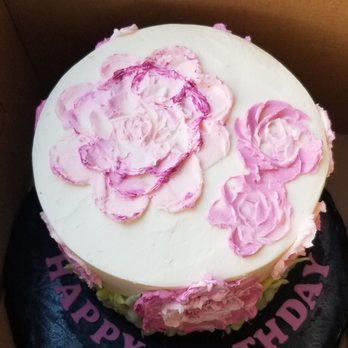 Purple Cow Cakery - Best cake ever - Macarons Near Me Purple Cow Cakery - Best cake ever - Macarons Near Me