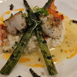Bentley's Restaurant - Diver Scallops
