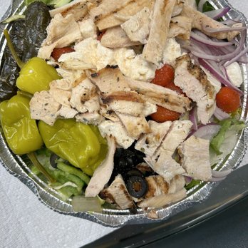 Leonardo's Pizza - Greek Salad - Pizza Near Me - Norwalk, Connecticut