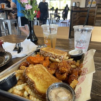 Huey Magoo's Chicken Tenders - Fresh flowers - Chicken Shop Near Me - Dacula, Georgia