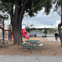 Los Prados Park - 6/2022