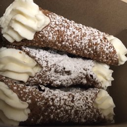 Sicilian Canoli ($3.50) Large size. Was worth waiting for 15 min.
