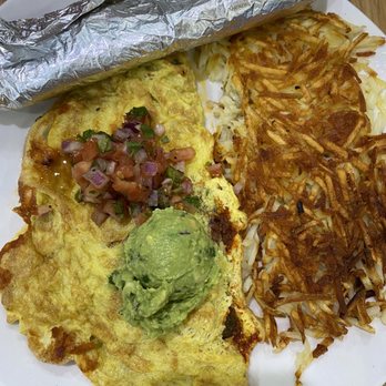 Broken Yolk Cafe - El Fuego onelette - Breakfast & Brunch Near Me - La Verne, California