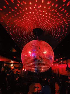 Wiggle Room by null