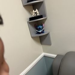 Hummingbird Dental Group: Huy Nguyen, DDS - Waiting room with Stitch.