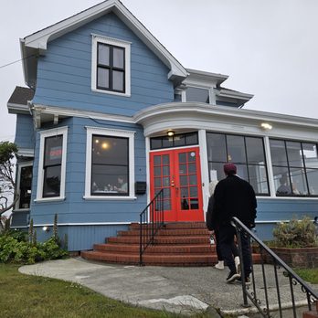 Humboldt Bay Bistro - New American Near Me - Eureka, California