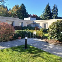 Snohomish - Courtyard