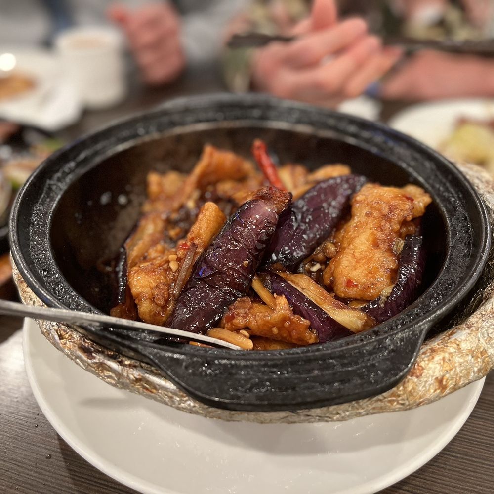 Cheung Hing Restaurant - 116. Spicy Eggplant with Fish in Clay Pot - Chinese Near Me - Millbrae, California