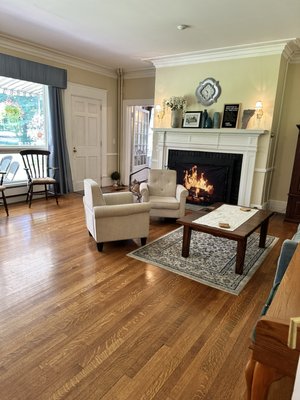 Four Chimneys Inn & Restaurant by null