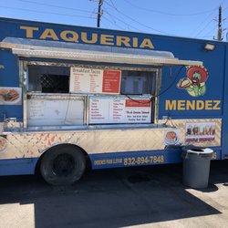 Taqueria Mendez - This is a pic of the truck I do not recommend going to..