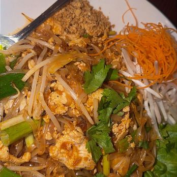 Aiyara Thai Cuisine - Chicken Pad Thai - Thai Near Me - Temecula, California