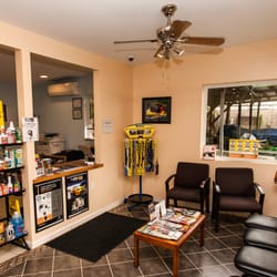 Absolute Auto Repairs and Sales - Clean friendly atmosphere