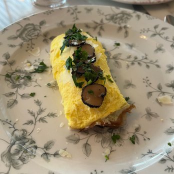 Little Hen - Truffle omelette - Breakfast & Brunch Near Me - Miami, Florida