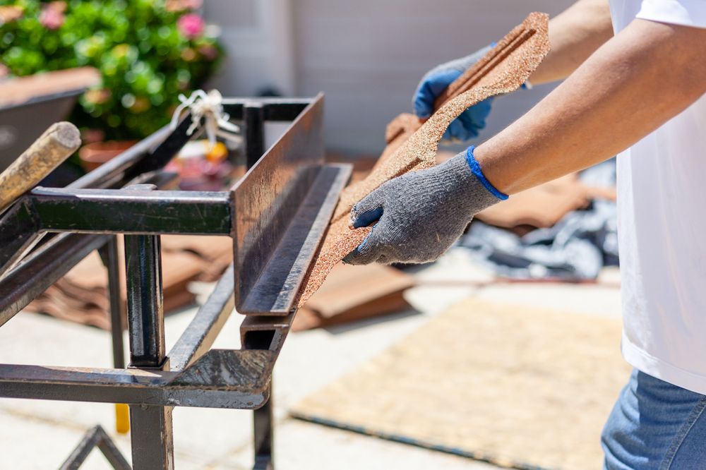 Slide of Guardian Roofing
