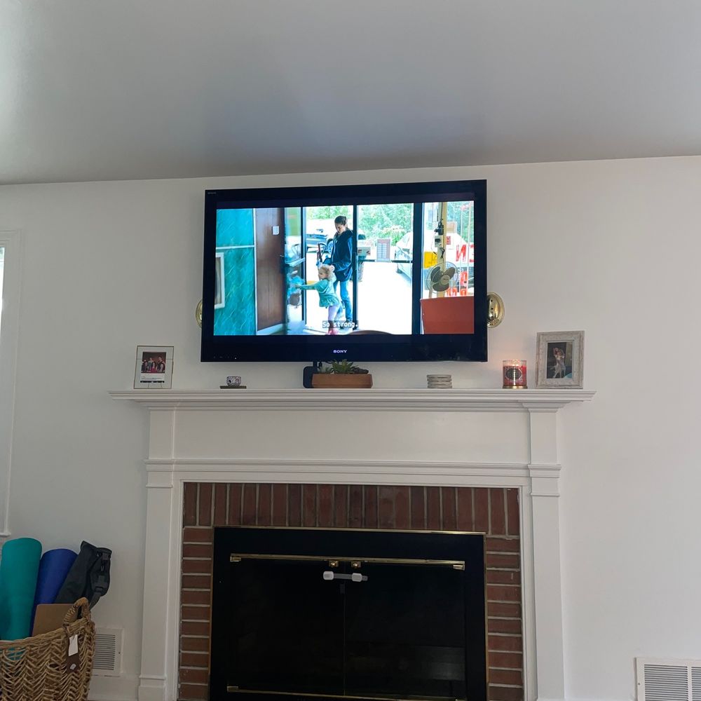 55 inch TV mount above the fireplace! 55 inch TV mount above the fireplace!