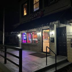 Picante Mexican Cuisine - Food and location