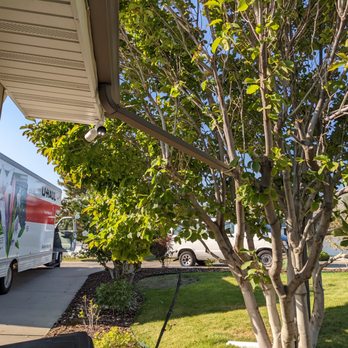 Upline Moving - UHaul .. NOT an Upline truck that delivered - Movers Near Me - Hayward, California