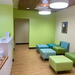 Integral Physical Therapy - Relax in our waiting room, with free WiFi.