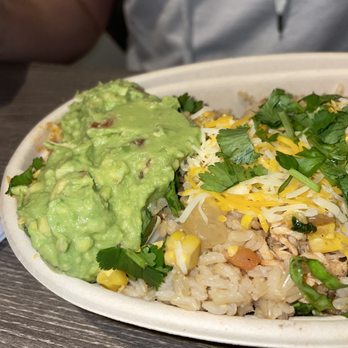 Maiz - Guacamole Grilled Chicken Salad - Mexican Near Me - New York, New York Maiz - Guacamole Grilled Chicken Salad - Mexican Near Me - New York, New York