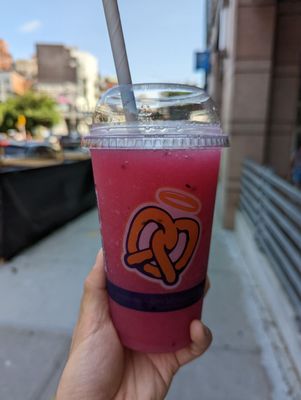 Auntie Anne's by null