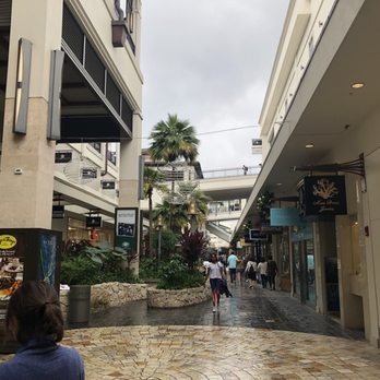 Ala Moana Center - pic from the second level - Shopping Centers Near Me - Honolulu, Hawaii Ala Moana Center - pic from the second level - Shopping Centers Near Me - Honolulu, Hawaii