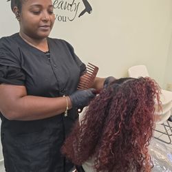 Nayari Dominican Hair Salon