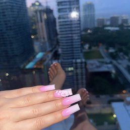 Acrylic Fullset with ombré design & 3d flower French Gel Pedicure