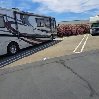 Airport Self Storage - Self Storage Near Me - Vacaville, California