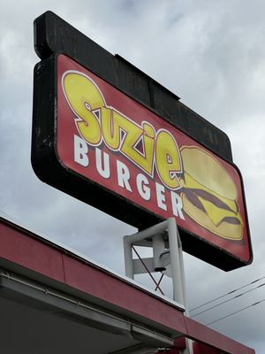 Suzie Burger by null