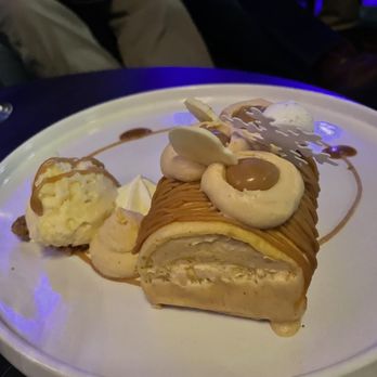 Figs and Fables - Yule log - Seafood Near Me - Valparaiso, Indiana