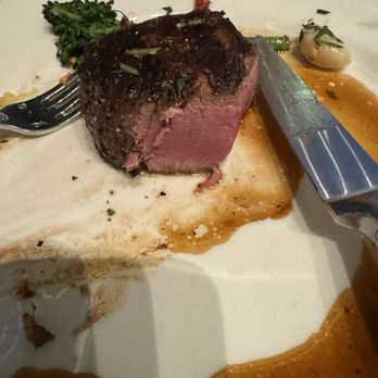 Cowford Chophouse - 8 oz. Filet Mignon Lunch - Steakhouses Near Me - Jacksonville, Florida