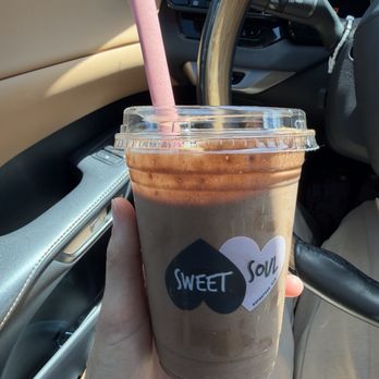 Sweet Soul - CHOCOLATE MYLK SMOOTHIE - Juice Bars & Smoothies Near Me - Tampa, Florida Sweet Soul - CHOCOLATE MYLK SMOOTHIE - Juice Bars & Smoothies Near Me - Tampa, Florida