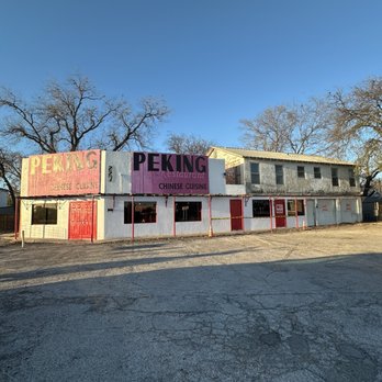 Peking Restaurant - The outside should be warning enough to try someplace else! They don't keep up the outside nor the inside nor the food! - Chinese Near Me - New Braunfels, Texas Peking Restaurant - The outside should be warning enough to try someplace else! They don't keep up the outside nor the inside nor the food! - Chinese Near Me - New Braunfels, Texas