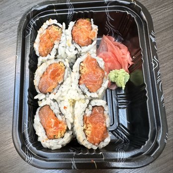 Tori Sushi - Spicy Salmon Roll - Japanese Near Me - Bridgewater, New Jersey Tori Sushi - Spicy Salmon Roll - Japanese Near Me - Bridgewater, New Jersey