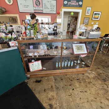 Good Strangers - Pastry case - Coffee & Tea Near Me - St. Louis, Missouri